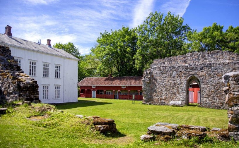 Reins Kloster, Kvithylla, Norway, Norway